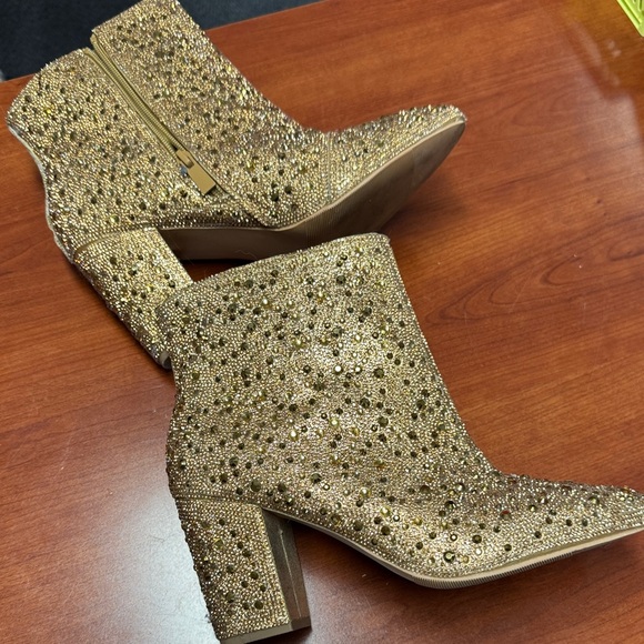 Betsey Johnson Shoes - Torrid x better Johnson boots size 8 // 012201